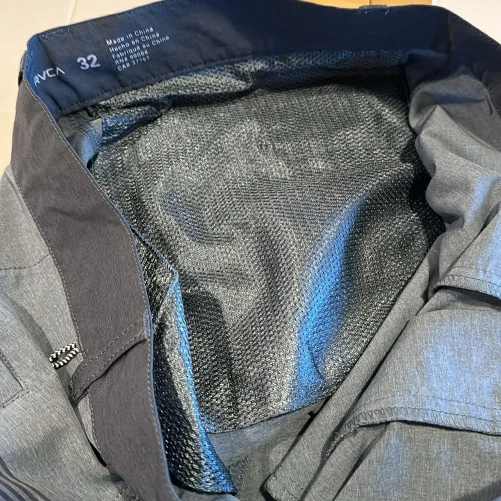 RVCA Balance Of Opposites Men’s Board Shorts Sz 32